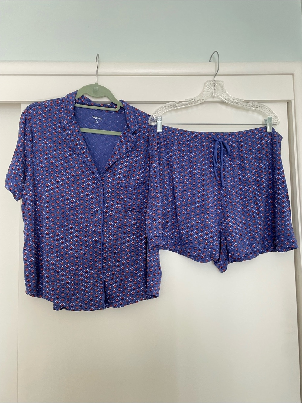 GapBody Blue Floral-Print Short Sleeve Pajama Set